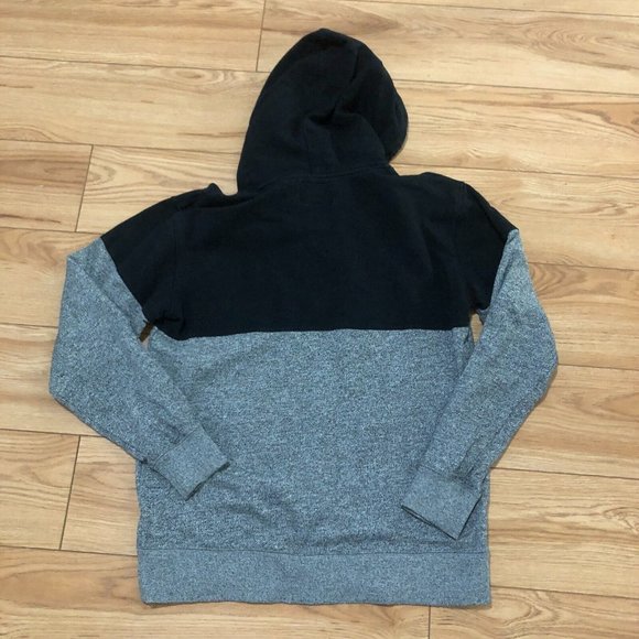 ROOTS Hoodie Sweatshirt Men's SMALL Black Gray Logo Pockets Classic EUC - Picture 4 of 4